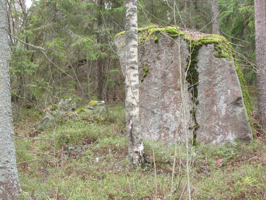 Rajakivi, Sipoo Kärrby