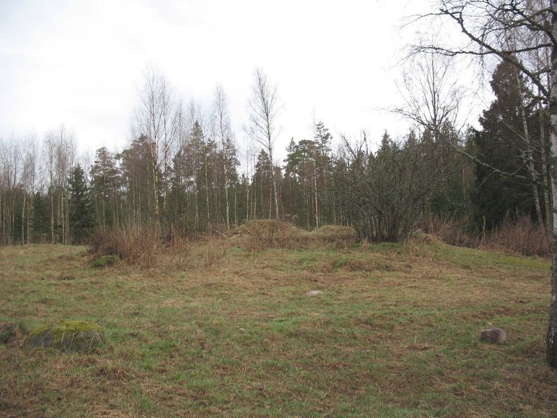 Uunien jäännöksiä, Helsinki Kärrby